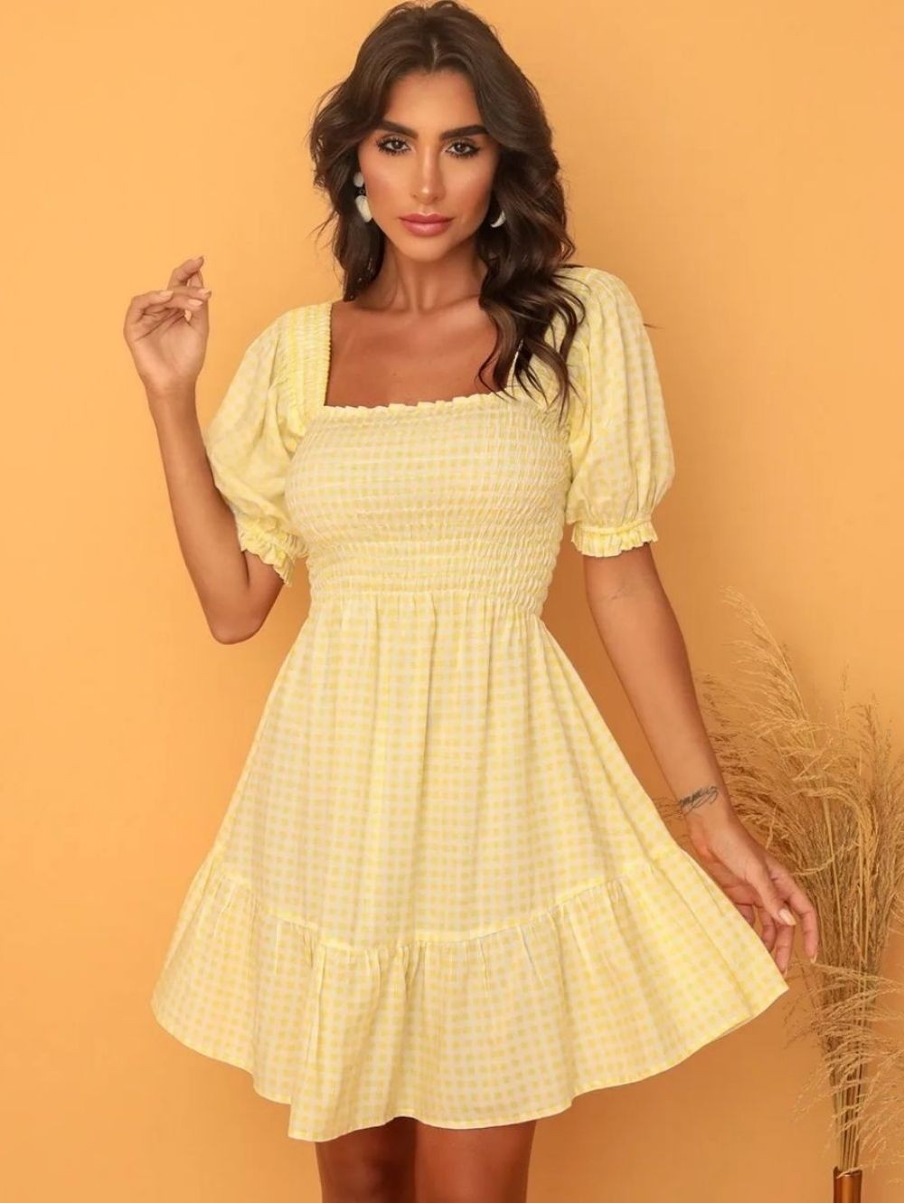 Amarelo